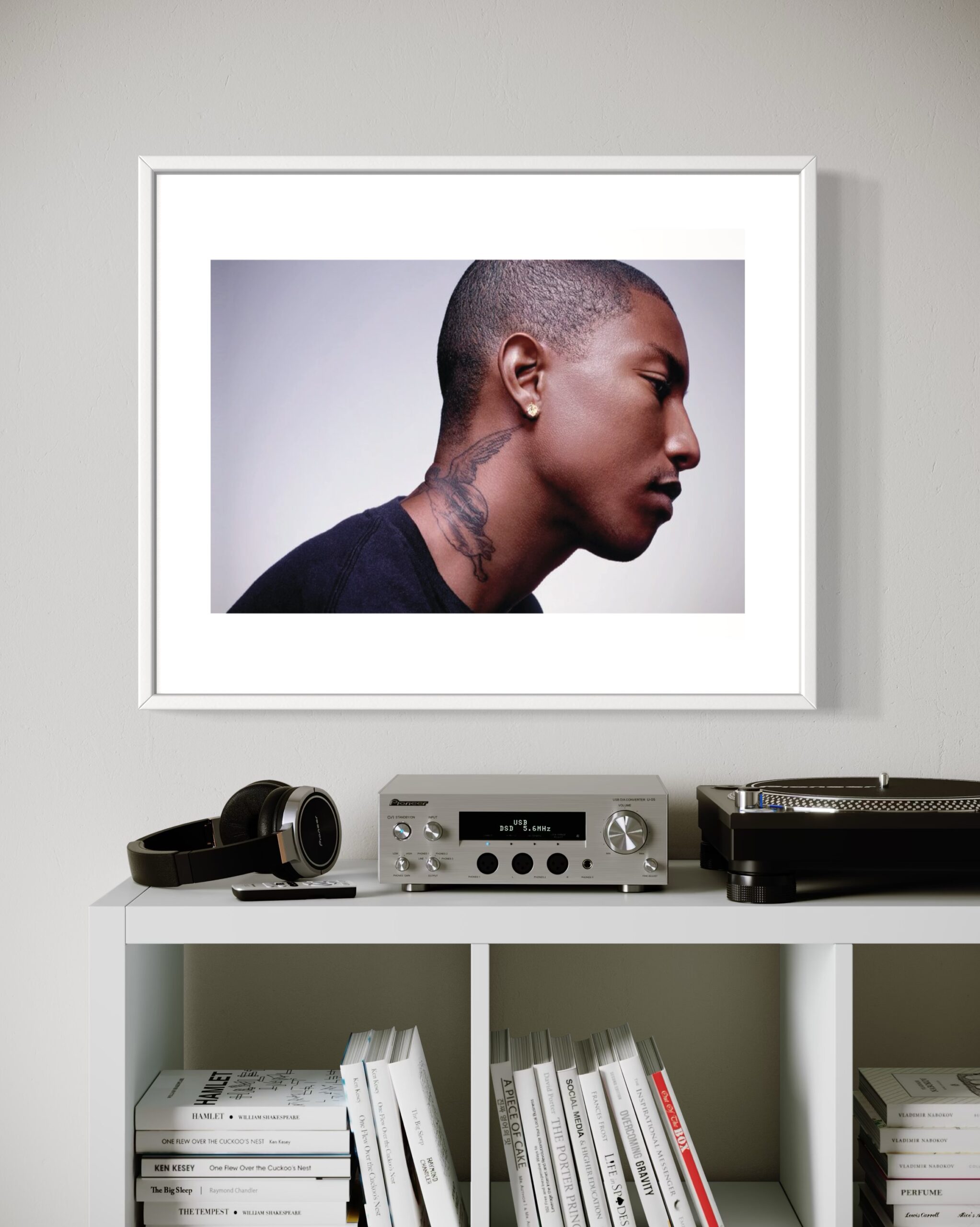 MK - Pharrell Williams - Small - 2